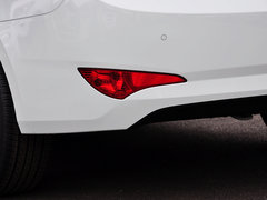 2014款 三厢 1.4L 手动 顶级型TOP