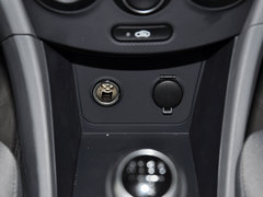 2014款 三厢 1.4L 手动 智能型GLS