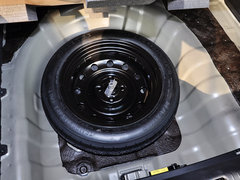 2014款 三厢 1.4L 自动 顶级型TOP