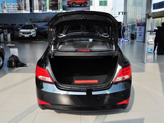 2014款 三厢 1.4L 自动 顶级型TOP