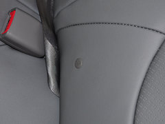 2014款 三厢 1.4L 自动 顶级型TOP
