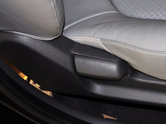 2014款 三厢 1.4L 自动 顶级型TOP
