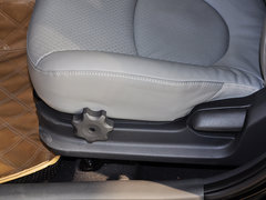 2014款 三厢 1.4L 自动 顶级型TOP