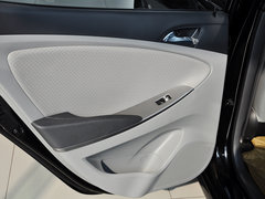 2014款 三厢 1.4L 自动 顶级型TOP