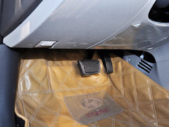 2014款 三厢 1.4L 自动 顶级型TOP