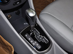 2014款 三厢 1.4L 自动 顶级型TOP