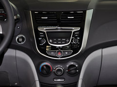2014款 三厢 1.4L 自动 顶级型TOP