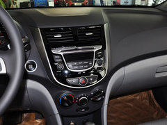 瑞纳 2014款 三厢 1.4L 自动 顶级型TOP