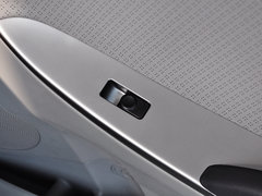 2014款 三厢 1.4L 自动 顶级型TOP