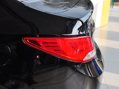 2014款 三厢 1.4L 自动 顶级型TOP
