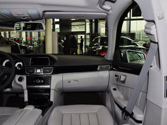 2014款 改款E300L 3.0L 自动 运动豪华型