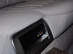 2014款 改款E300L 3.0L 自动 运动豪华型