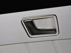 2014款 改款E300L 3.0L 自动 运动豪华型