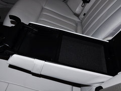 2014款 改款E300L 3.0L 自动 运动豪华型