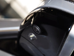 2014款 改款E300L 3.0L 自动 运动豪华型