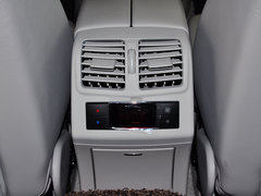 2014款 改款E300L 3.0L 自动 运动豪华型