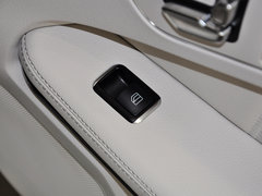 2014款 改款E300L 3.0L 自动 运动豪华型