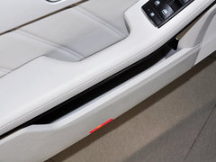 2014款 改款E300L 3.0L 自动 运动豪华型