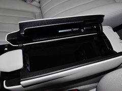 2014款 改款E300L 3.0L 自动 运动豪华型
