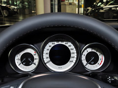 2014款 改款E300L 3.0L 自动 运动豪华型