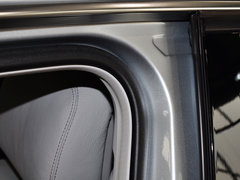 2014款 改款E300L 3.0L 自动 运动豪华型