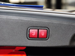 2014款 改款E300L 3.0L 自动 运动豪华型