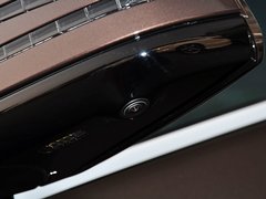 2014款 改款E300L 3.0L 自动 运动豪华型