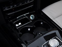 2014款 改款E300L 3.0L 自动 运动豪华型