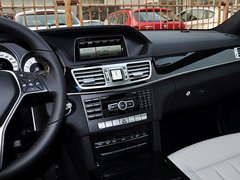 2014款 改款E300L 3.0L 自动 运动豪华型