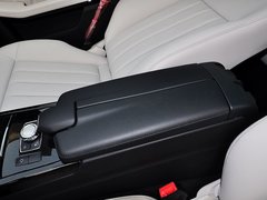 2014款 改款E300L 3.0L 自动 运动豪华型