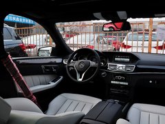 2014款 改款E300L 3.0L 自动 运动豪华型
