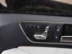 2014款 改款E300L 3.0L 自动 运动豪华型