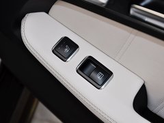 2014款 改款E300L 3.0L 自动 运动豪华型