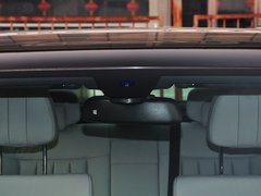 2014款 改款E300L 3.0L 自动 运动豪华型