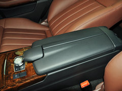 2014款 E260L 1.8T 自动 豪华型