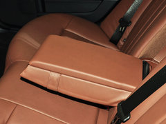 2014款 E260L 1.8T 自动 豪华型