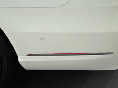 2014款 E260L 1.8T 自动 豪华型