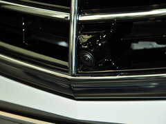 2014款 E260L 1.8T 自动 豪华型