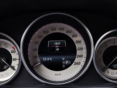 2014款 改款E260L 1.8T 自动 运动型