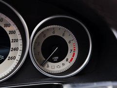 2014款 改款E260L 1.8T 自动 运动型