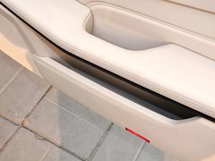 2014款 改款E260L 1.8T 自动 运动型