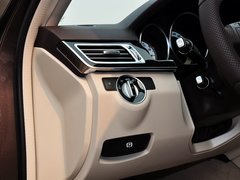 2014款 改款E260L 1.8T 自动 运动型
