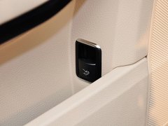 2014款 改款E260L 1.8T 自动 运动型