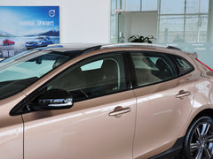 沃尔沃V40 2014款 Cross Country 2.0T T5 AWD 智尊版