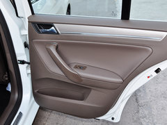2014款 1.6L 自动 舒适型