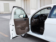 2014款 1.6L 自动 舒适型