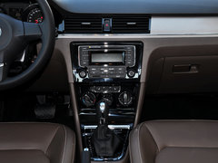 2014款 1.6L 自动 舒适型