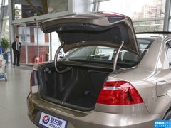 2014款 1.6L 自动 豪华型