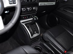 2014款 改款 2.4L 自动 四驱舒适版 5座
