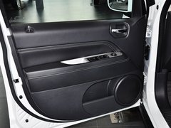 2014款 改款 2.4L 自动 四驱舒适版 5座